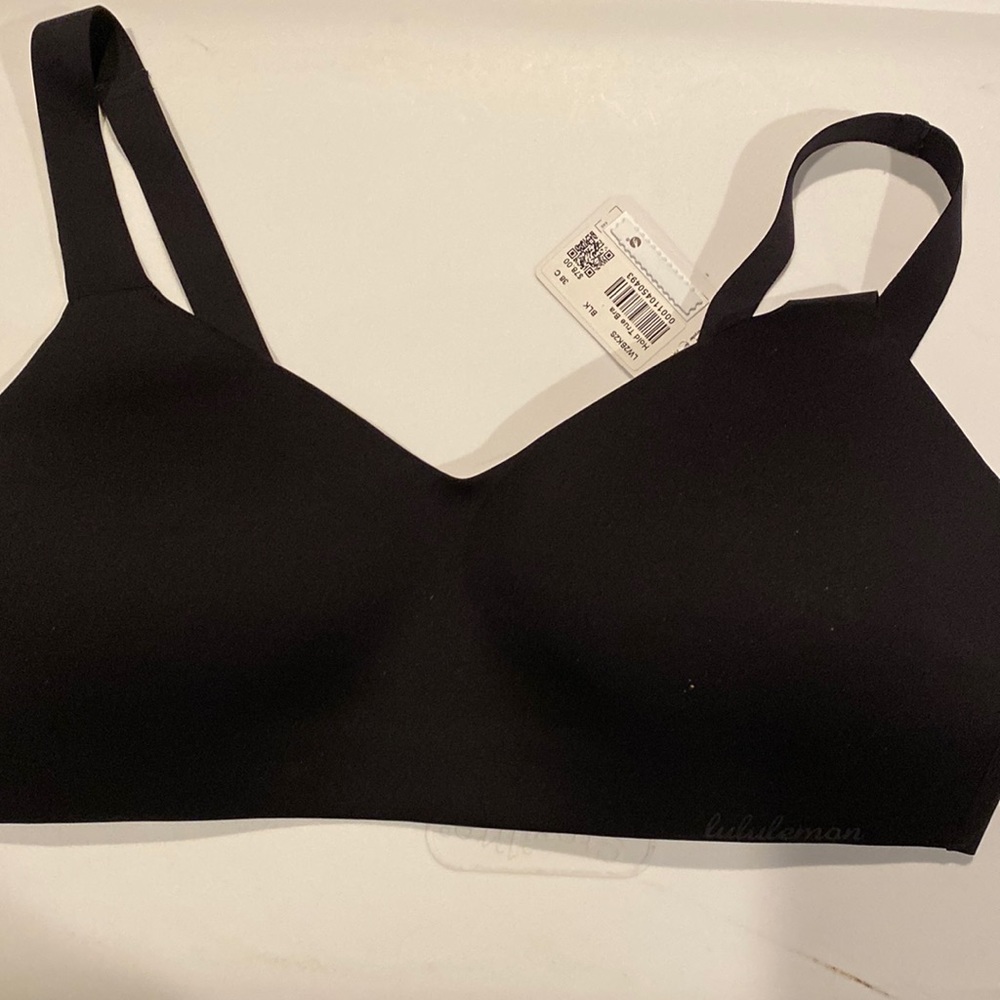 Lululemon Hold True bra size 38c bnwt